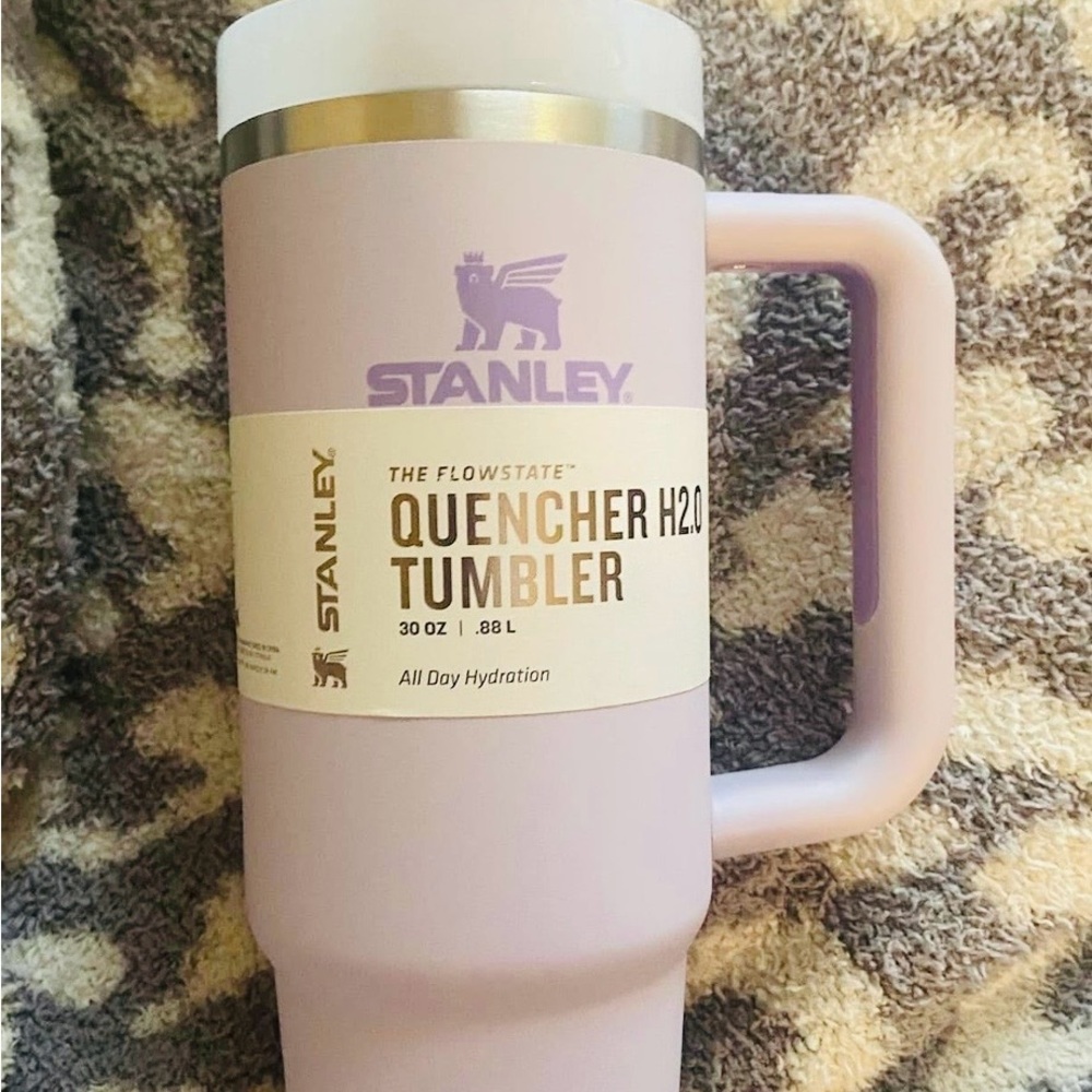 LIMITED EDITION SOFT TOUCH 30 ounce Orchid Stanley Purple Quencher Tumbler